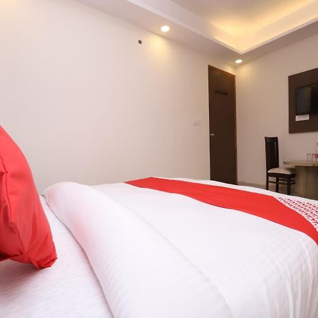 Hotel Le Princess @ Airport Nuova Delhi Esterno foto