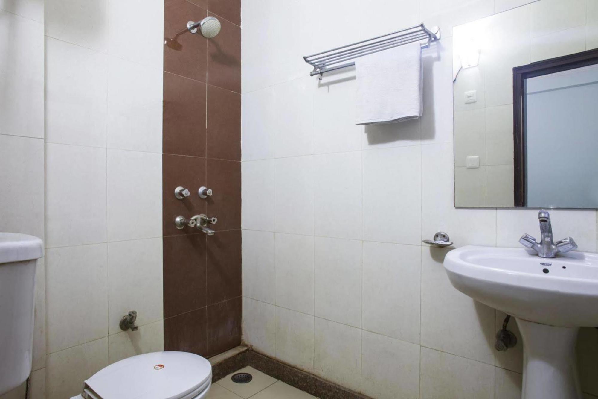 Hotel Le Princess @ Airport Nuova Delhi Esterno foto