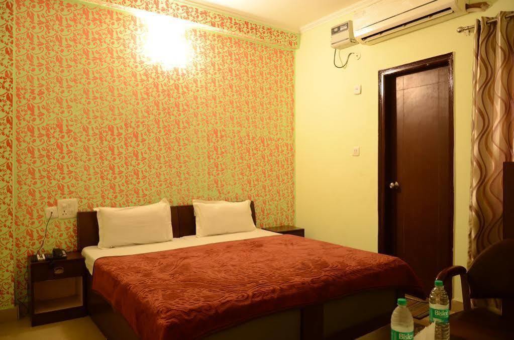 Hotel Le Princess @ Airport Nuova Delhi Esterno foto