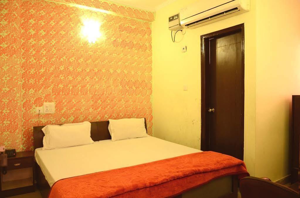 Hotel Le Princess @ Airport Nuova Delhi Esterno foto