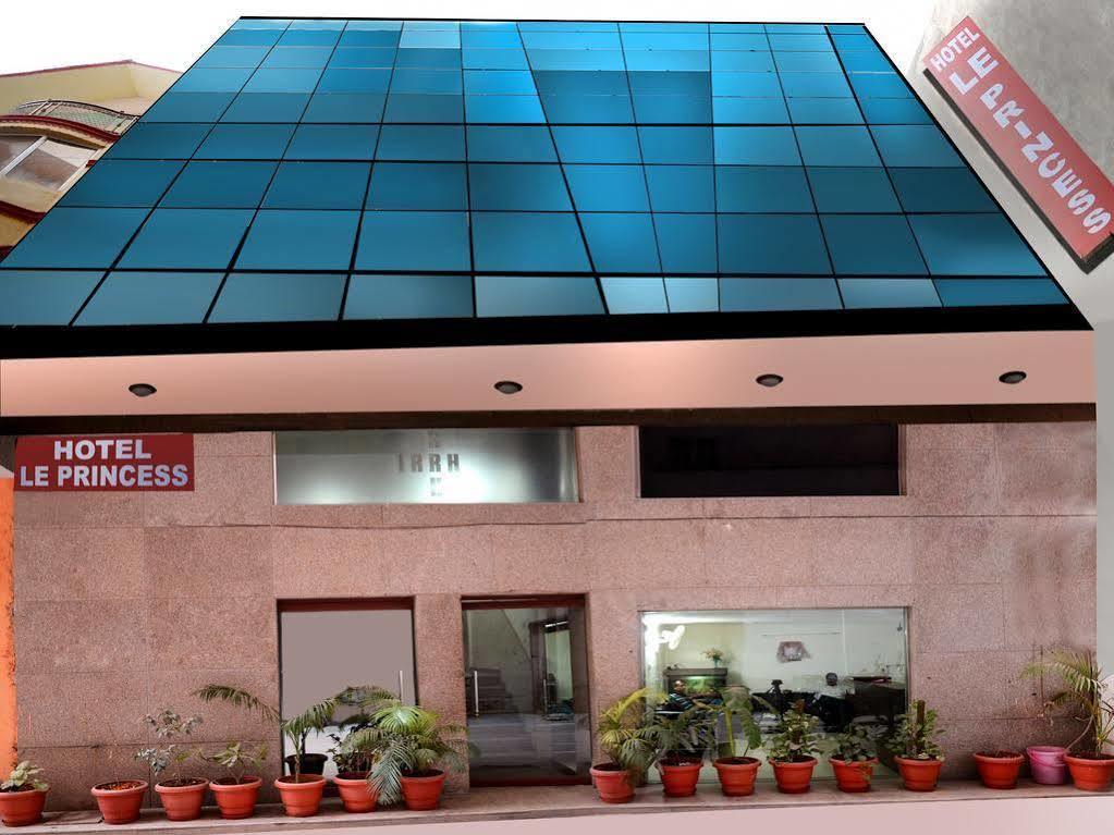 Hotel Le Princess @ Airport Nuova Delhi Esterno foto