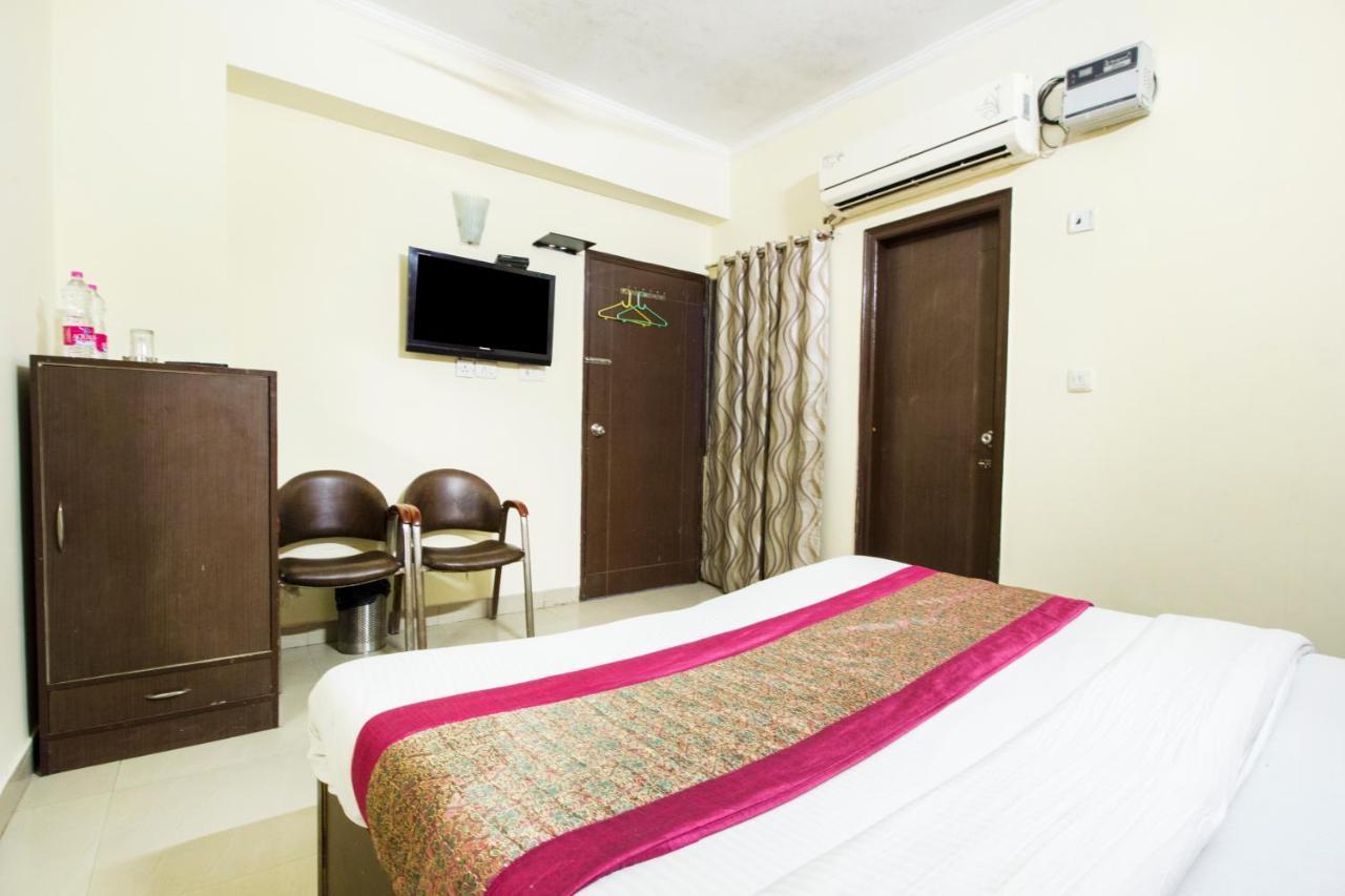 Hotel Le Princess @ Airport Nuova Delhi Esterno foto