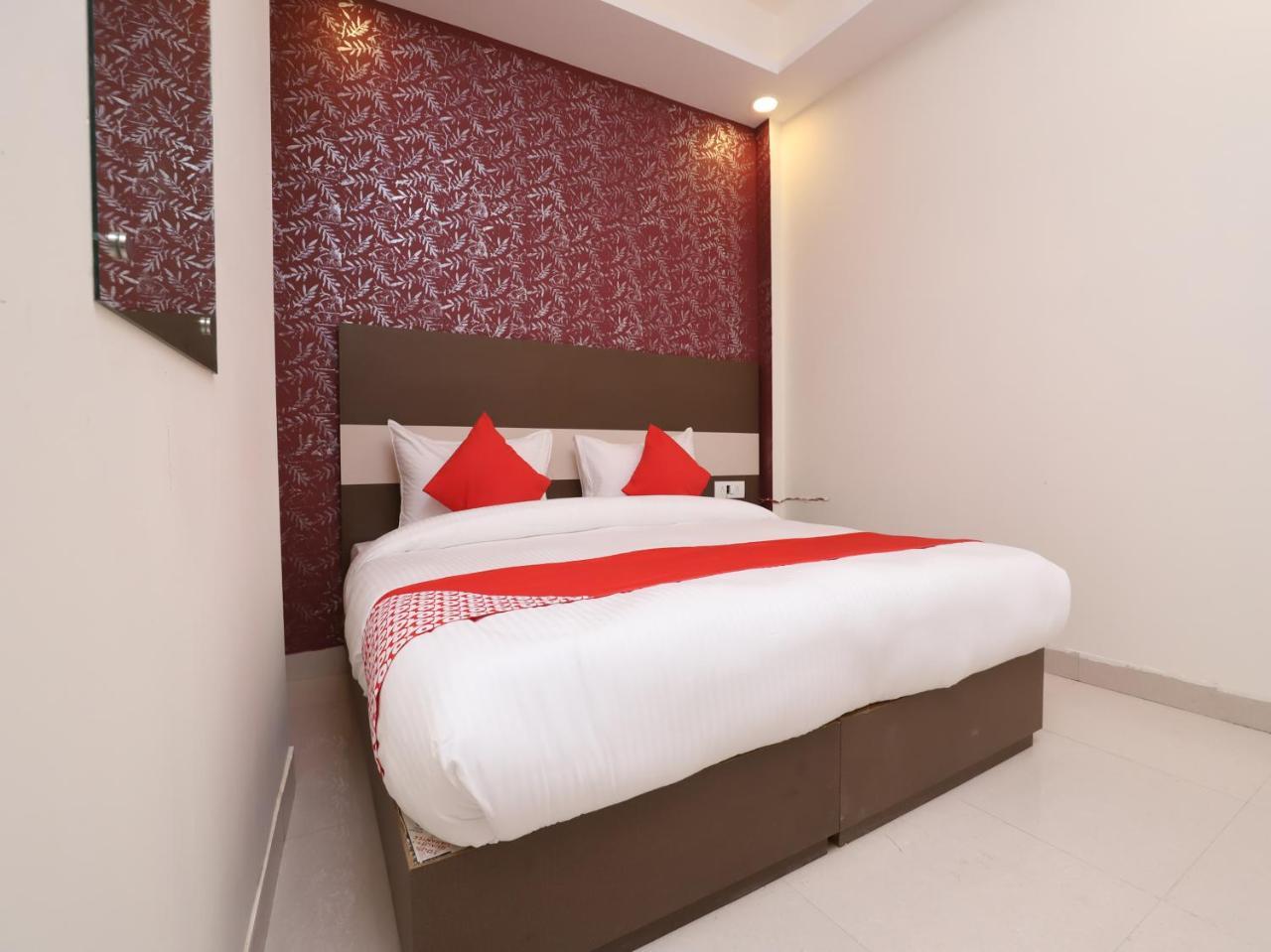 Hotel Le Princess @ Airport Nuova Delhi Esterno foto